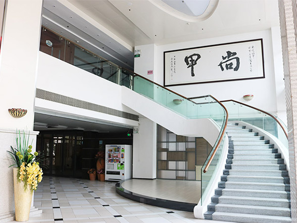 潤東方環保空調公司銷售部內部環境