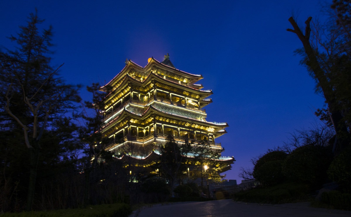 威海環(huán)翠樓夜景